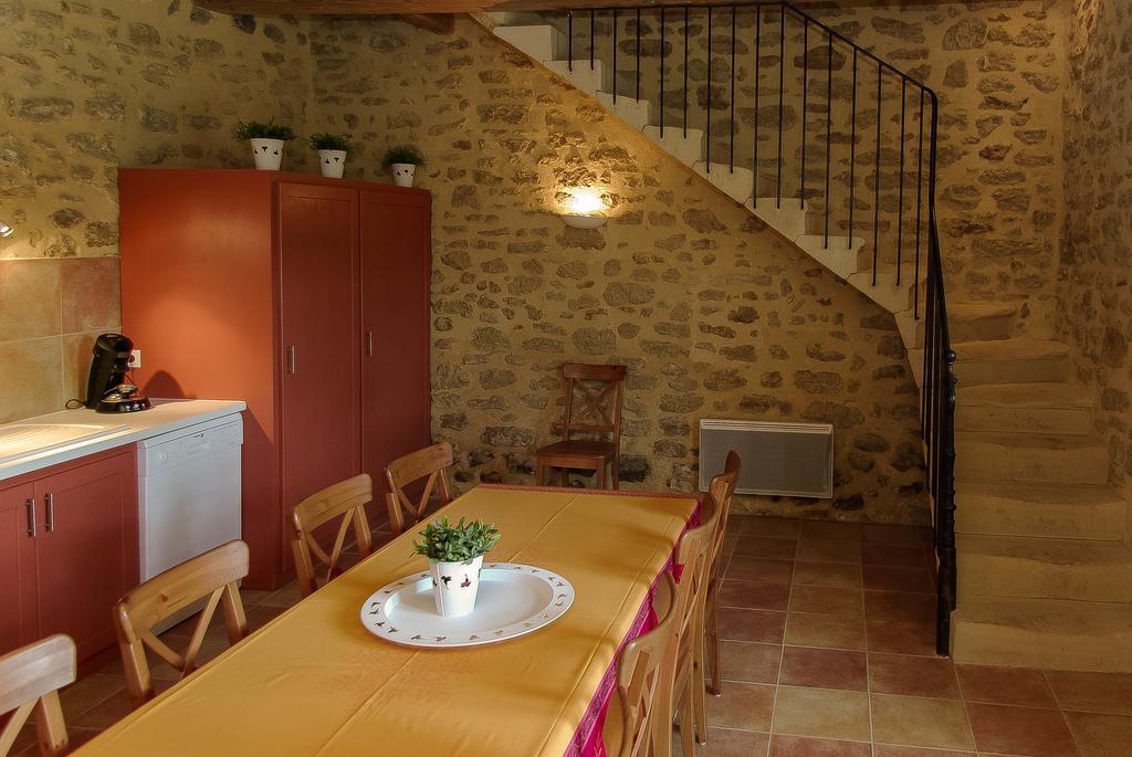 La Moutiere Hotel Colonzelle Szoba fotó